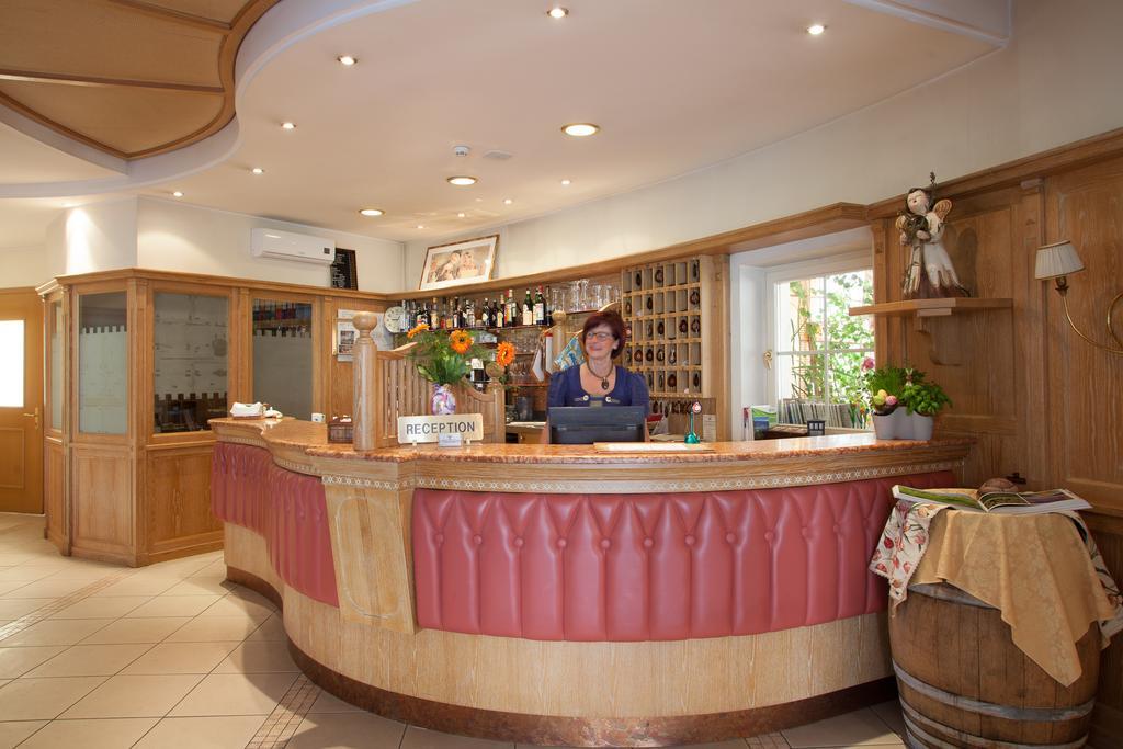 Hotel Comfort Erica Dolomiti Val D'Adige Salorno Buitenkant foto