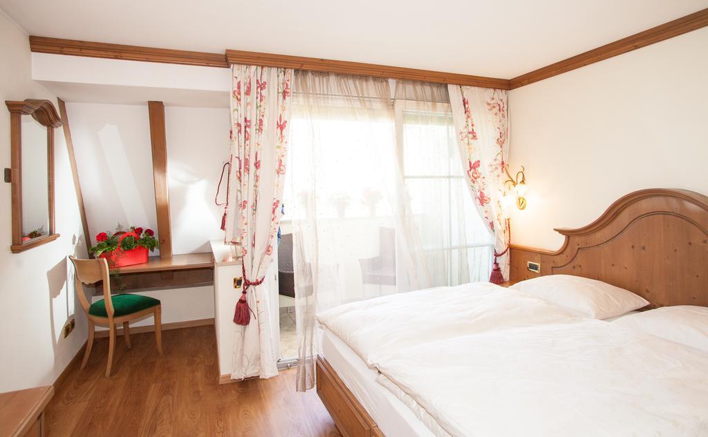 Hotel Comfort Erica Dolomiti Val D'Adige Salorno Buitenkant foto