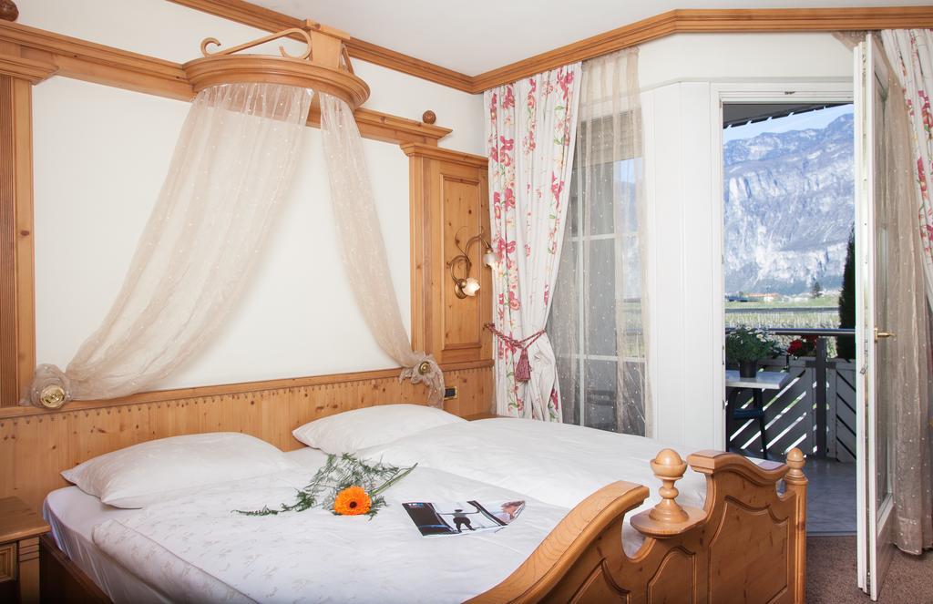 Hotel Comfort Erica Dolomiti Val D'Adige Salorno Buitenkant foto