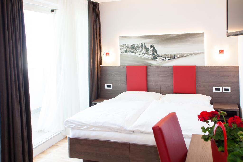 Hotel Comfort Erica Dolomiti Val D'Adige Salorno Buitenkant foto