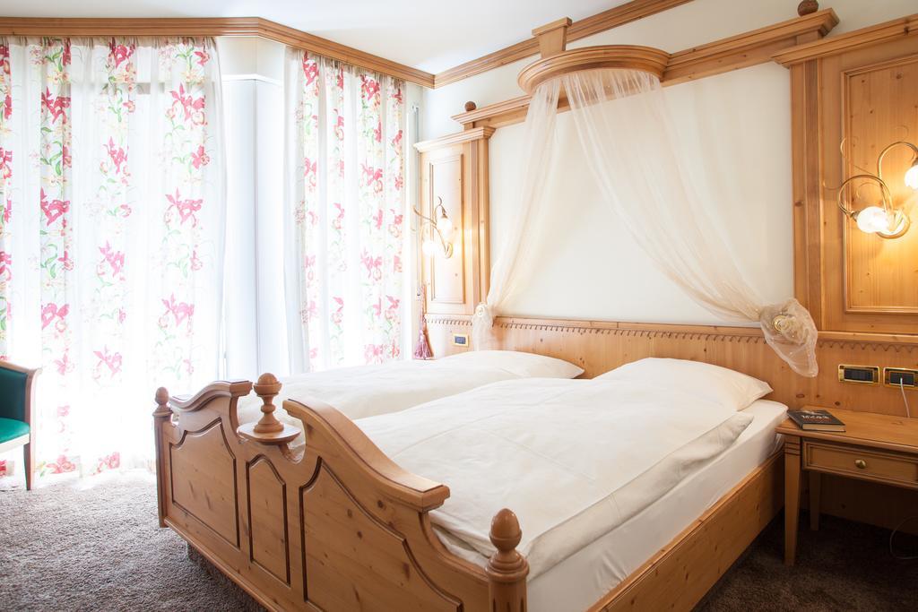 Hotel Comfort Erica Dolomiti Val D'Adige Salorno Buitenkant foto