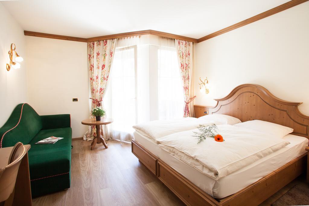 Hotel Comfort Erica Dolomiti Val D'Adige Salorno Kamer foto