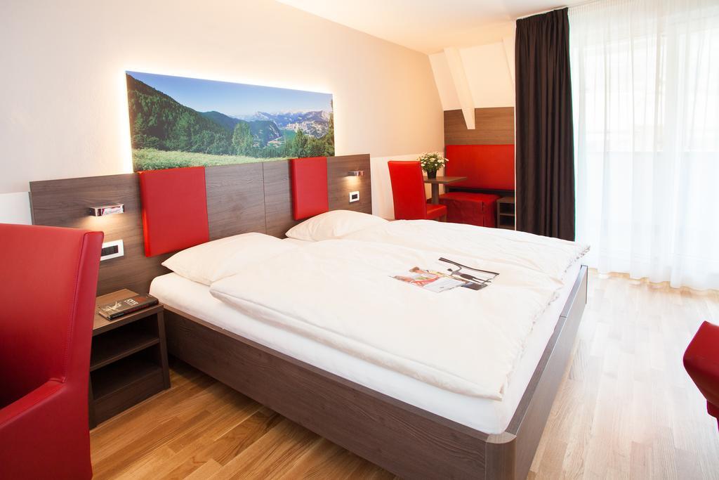 Hotel Comfort Erica Dolomiti Val D'Adige Salorno Buitenkant foto